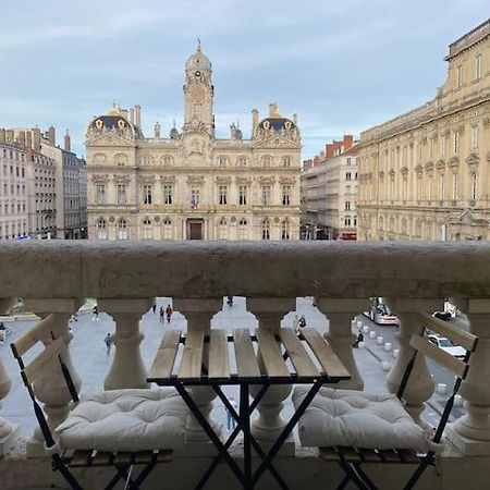 Grand Balcon Place Des Terreaux Apartamento Lyon Exterior foto